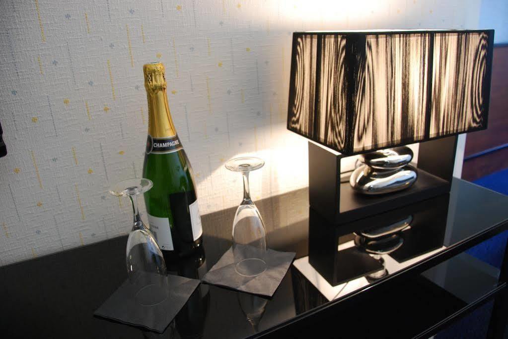 Hotel Foch Tarbes Luaran gambar